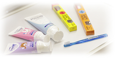 �\�h����